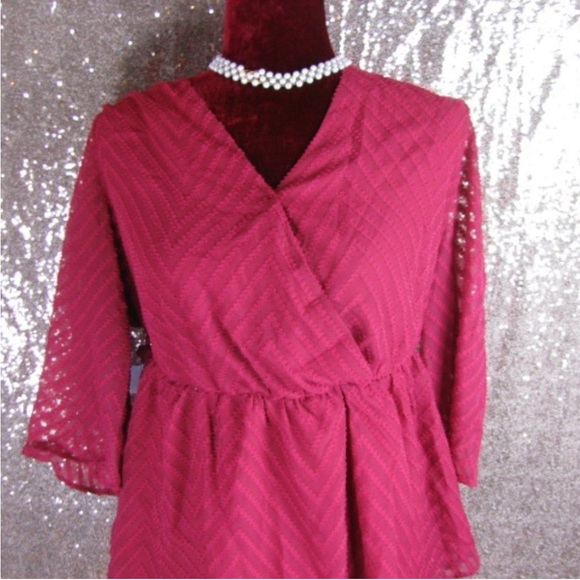 NWT Bloomchic Red Chevron Mesh Surplice Neck Belted Blouse - Picture 5 of 8